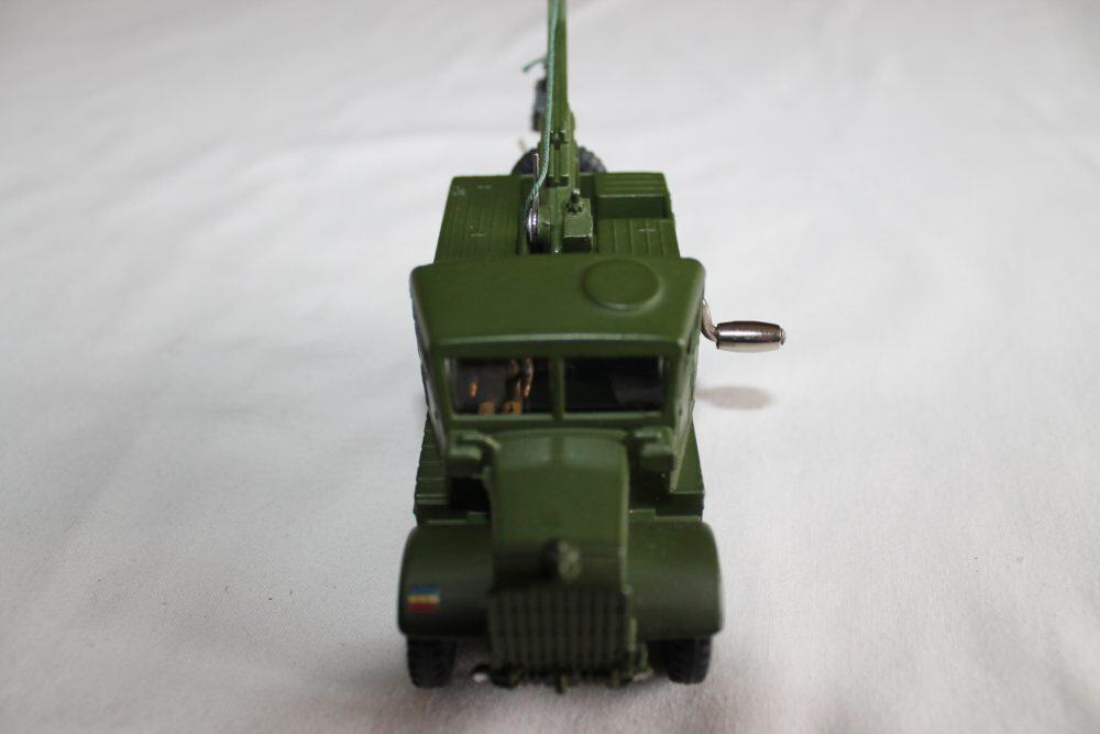 army recovery tractor dinky toys 661 front