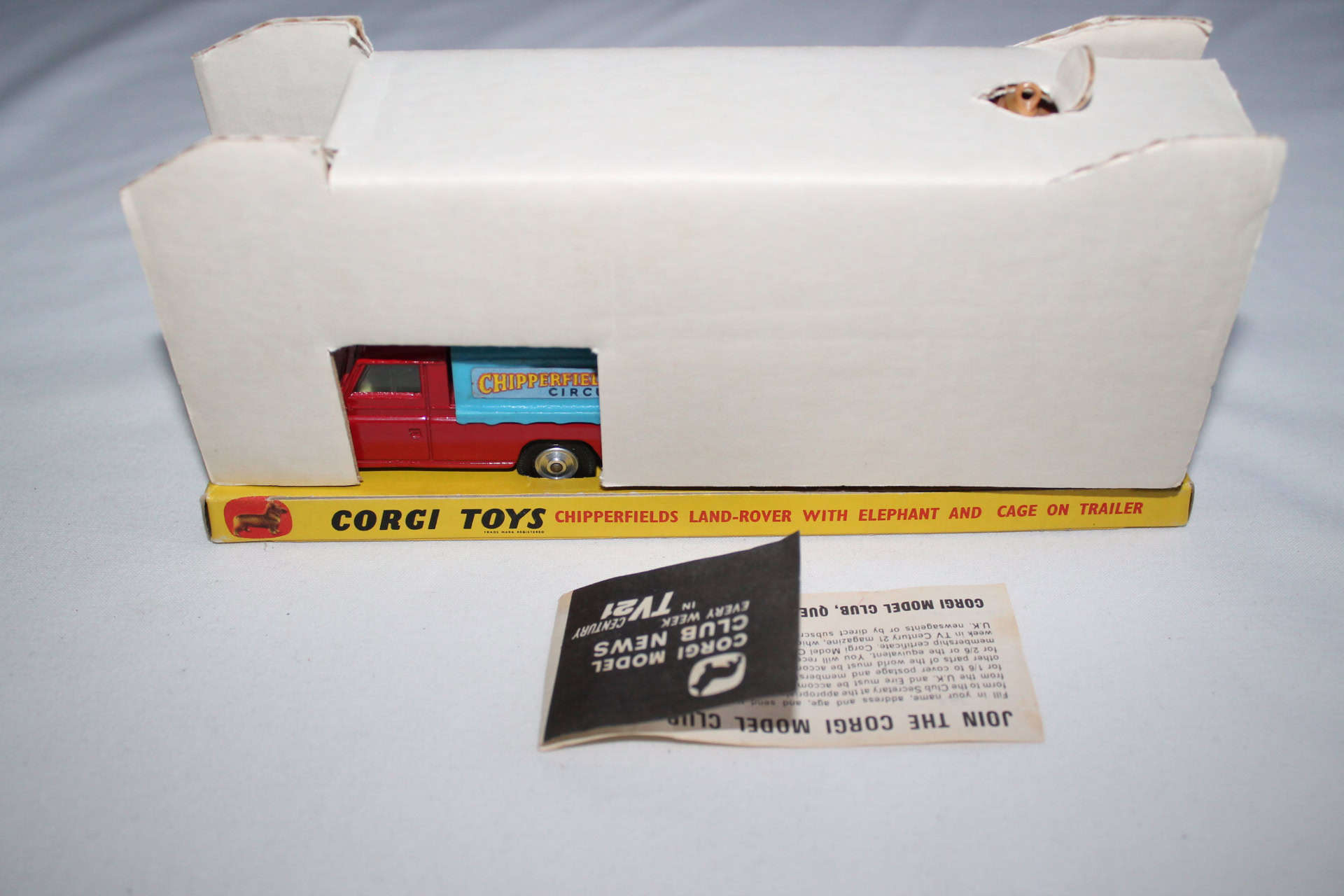 Lot Corgi 1/50 – Véhicules De Cirque Chipperfields : Land Rover, Morris Minor, AEC Fire – Diecast