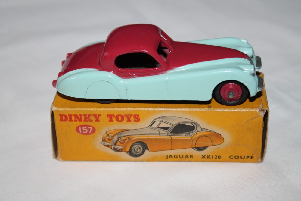 jaguar xk120 dinky toys 157 side