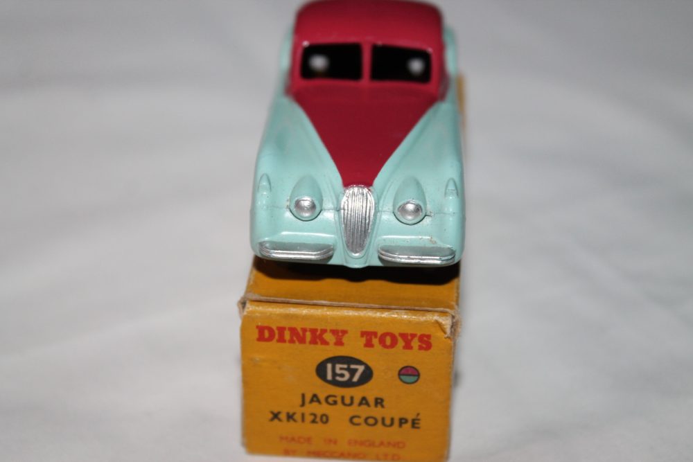 jaguar xk120 dinky toys 157 front