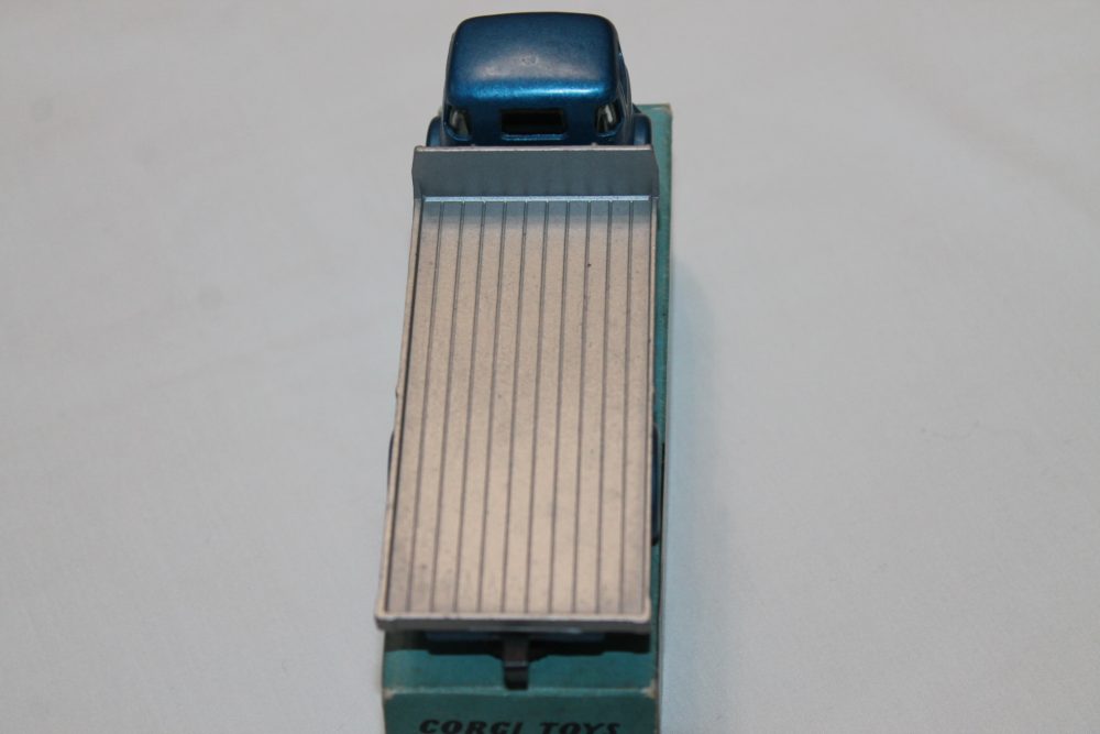commer flatbed corgi toys 454 back