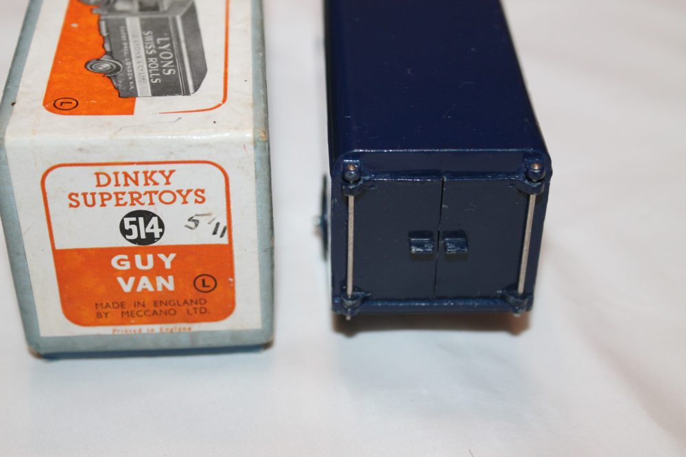 guy lyons van dinky toys 514 back