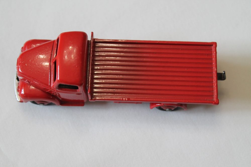 fordson thames flattruck dinky toys 422 top