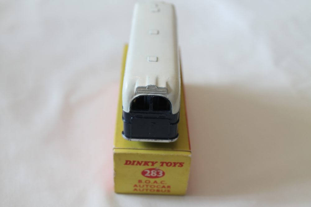 b.o.a.c. coach dinky toys 283 back