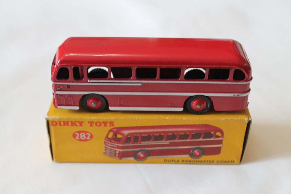 duple roadmaster coach dinky toys 282