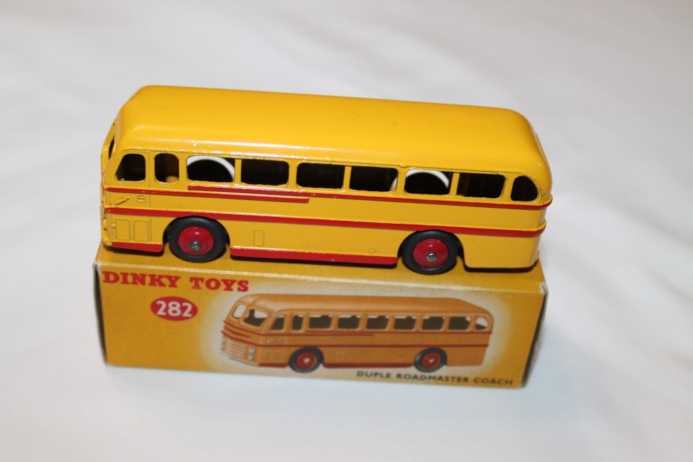 duple roadmaster coach dinky toys 282