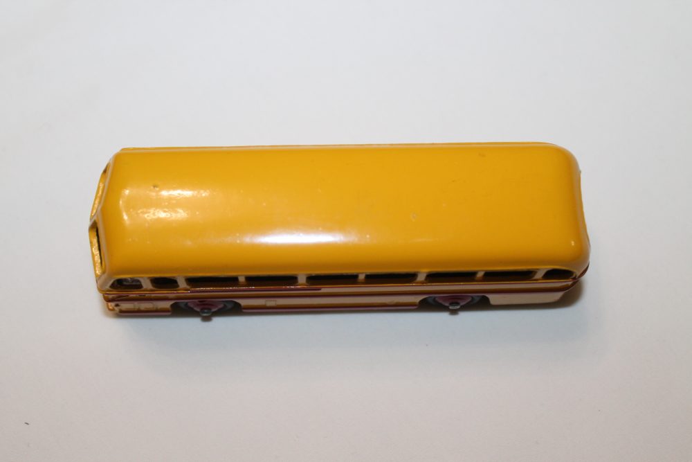 duple roadmaster coach dinky toys 282 top