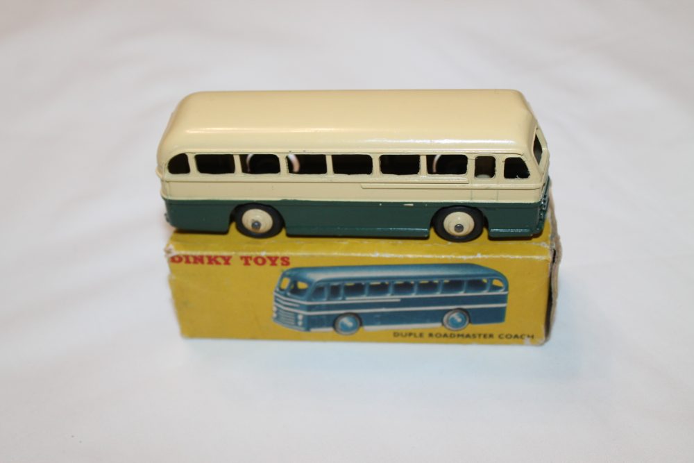 duple roadmaster coach us export dinky toys 282-29h side