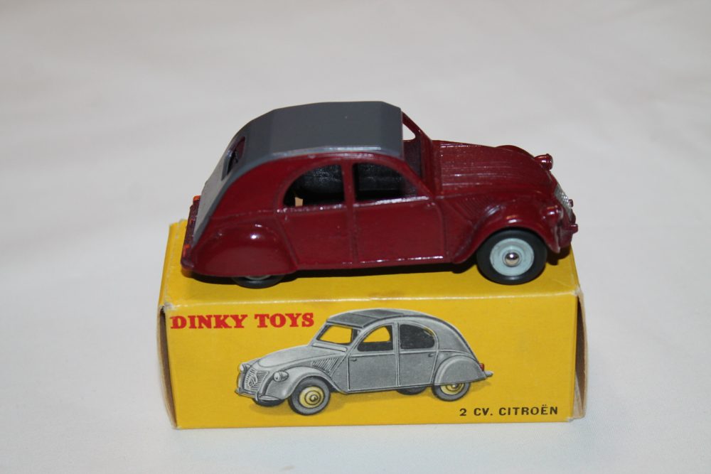2 cv citroen french dinky toys 535 side