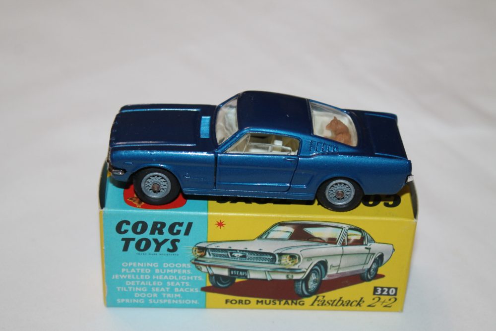 ford mustang corgi toys 320
