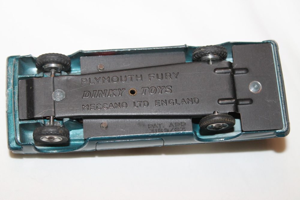 plymouth fury dinky toys 137 base