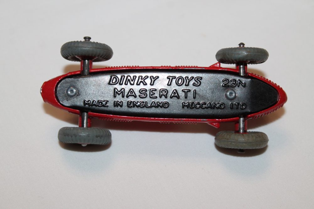 maserati racing car dinky toys 23n base
