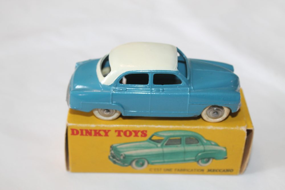 simca 9 aronde french dinky toys 24u side