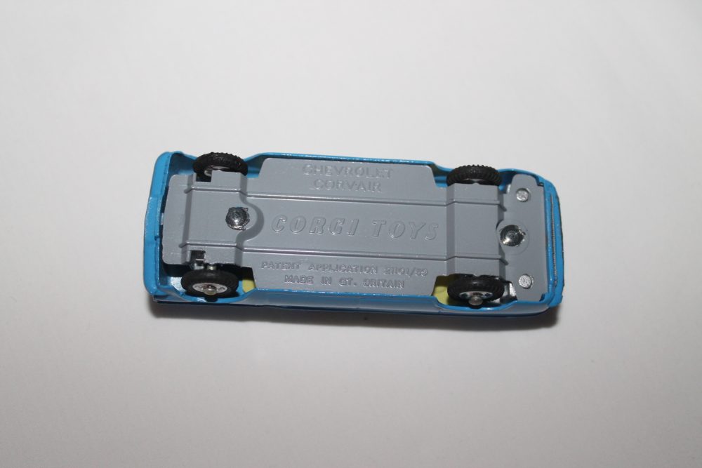 chevrolet corvair corgi toys 229 base