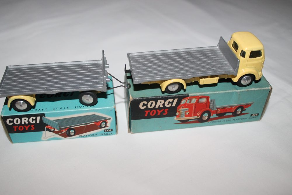 commer 5 ton platform lorry and seperate matching trailer corgi toys 454 and 101 side