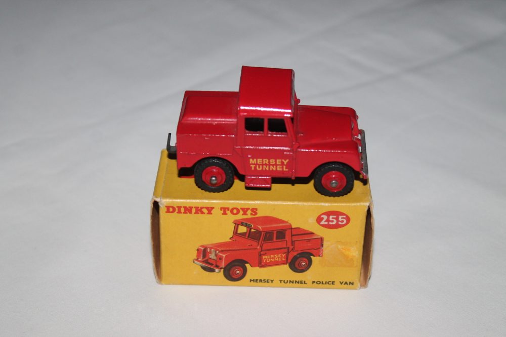 mersey tunnel police vehicle dinky toys 255 side