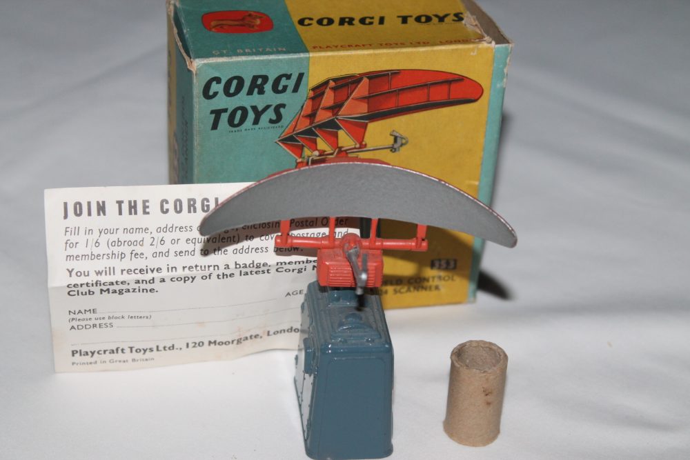 decca airfield control radar scanner corgi toys 353 back