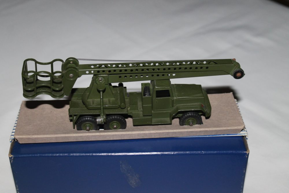 missile servicing platform vehicle dinky toys 667 side