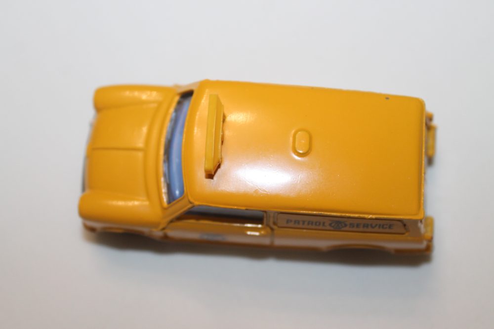 a a mini van dinky toys 274 top