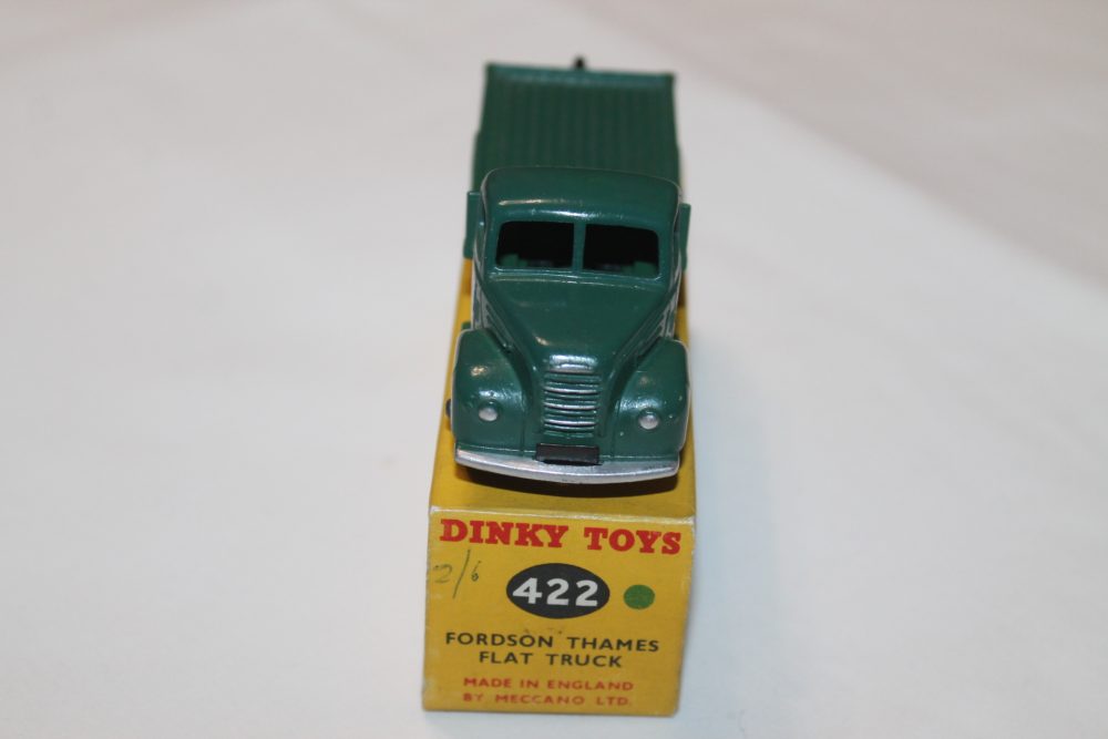 fordson thames flat truck dinky toys 422 front