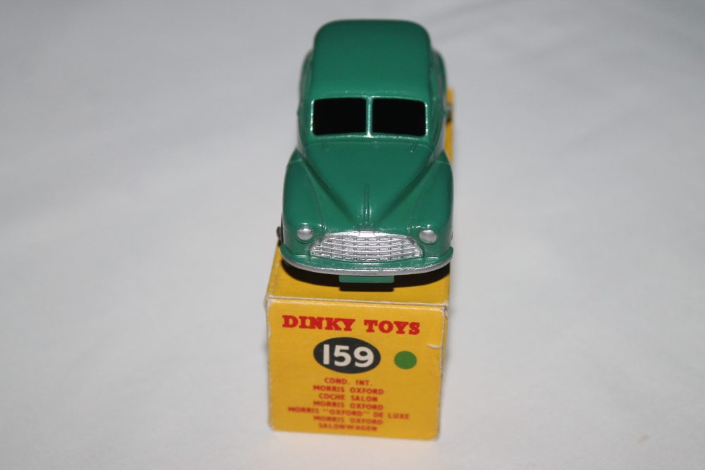 morris oxford saloon dinky toys 159 front