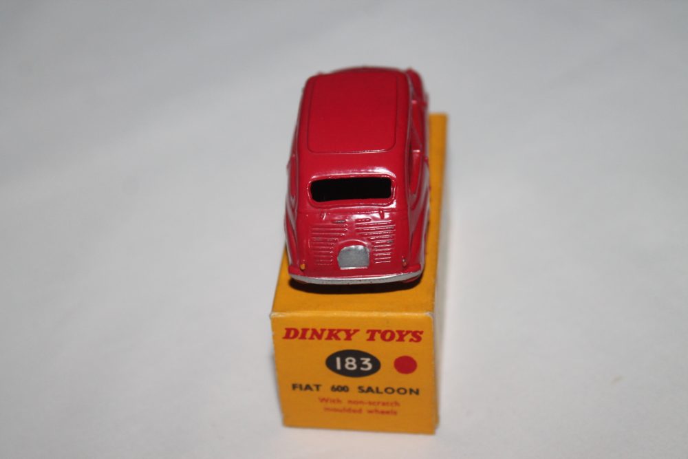 fiat 600 saloon dinky toys 183 back