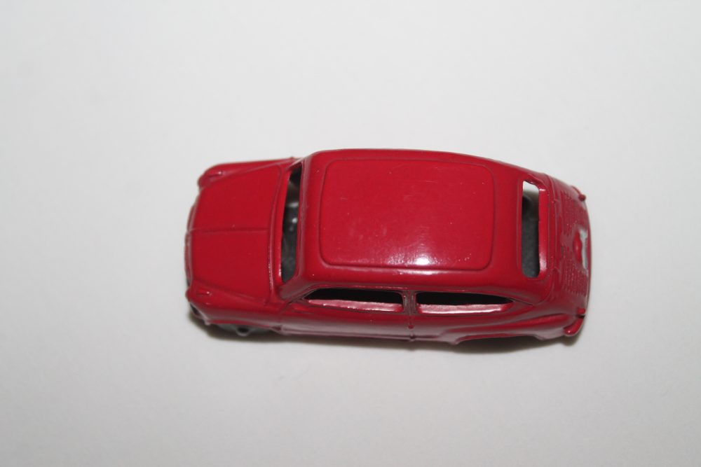 fiat 600 saloon dinky toys 183 top