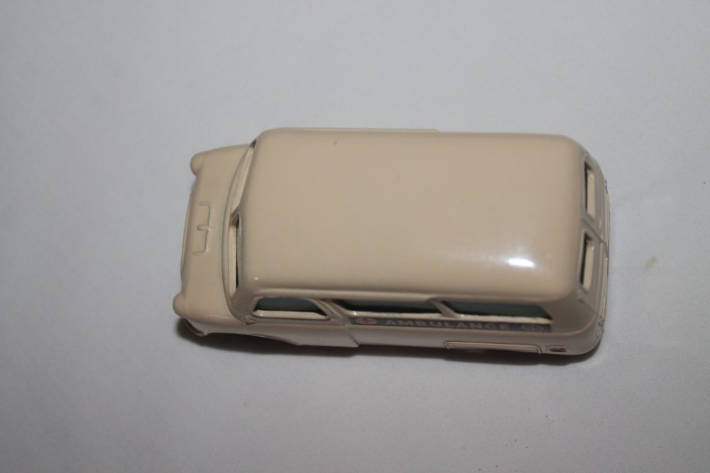 bedford utilicom ambulance corgi toys 412 top