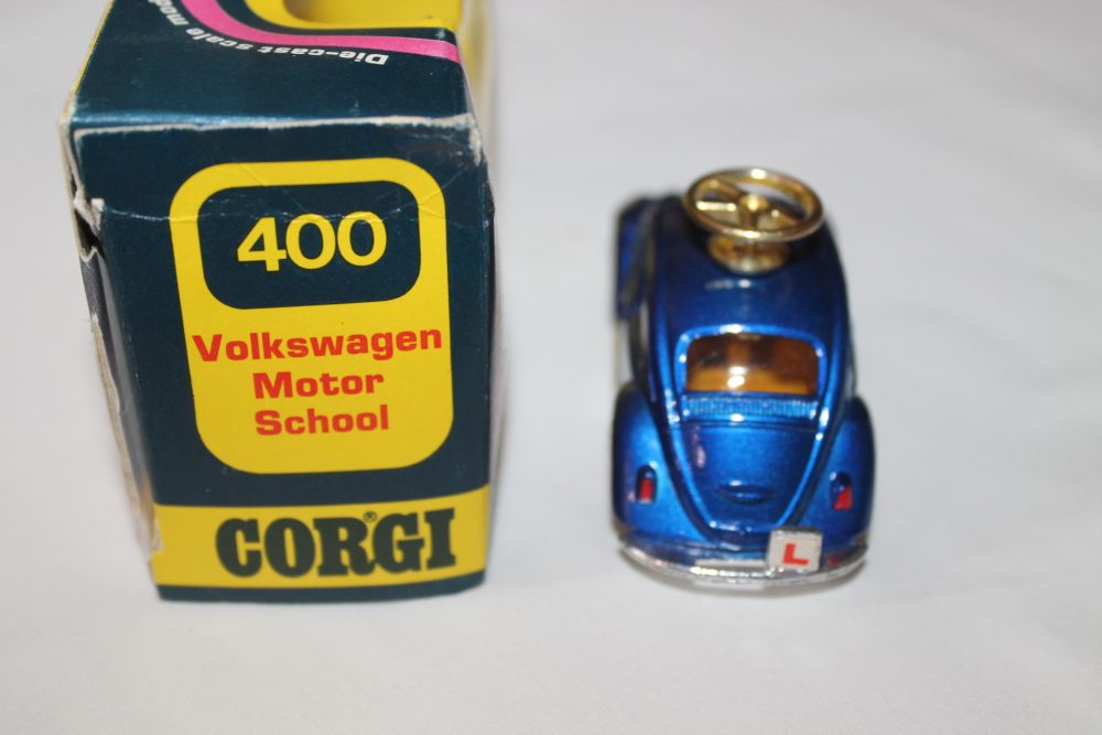 volkswagen 1300 Motor School Car corgi toys 400 back