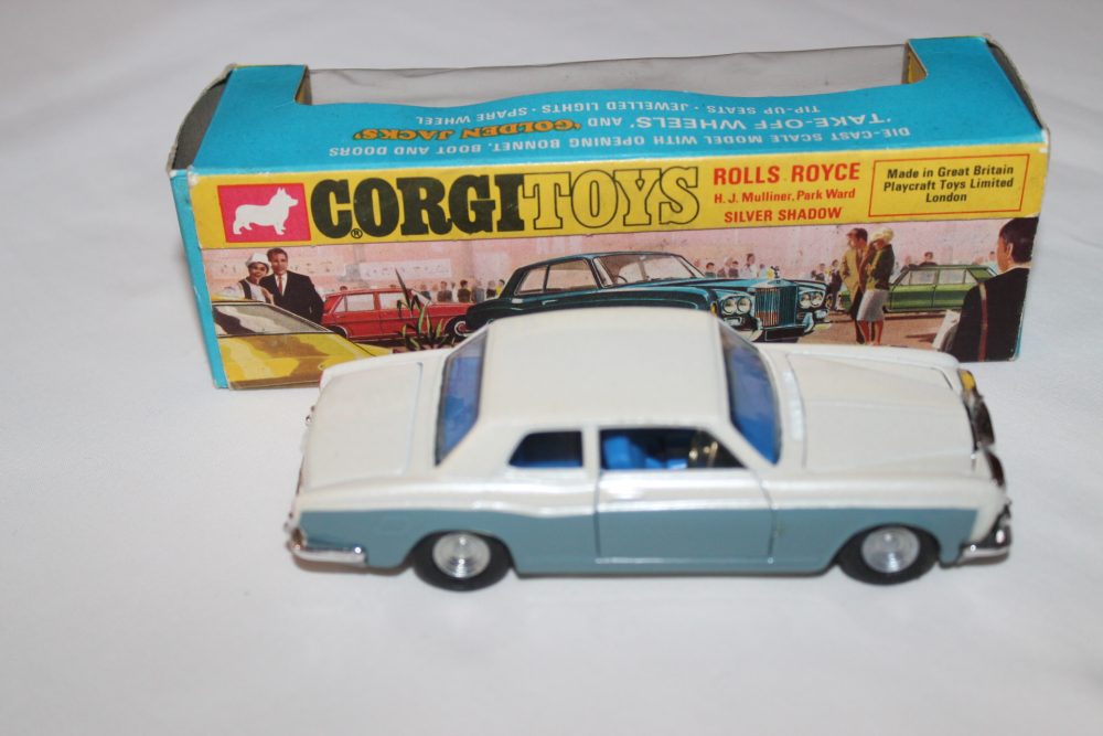 rolls royce silver shadow mulliners works corgi toys 273 side