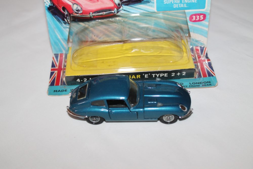 4.2 litre e type jaguar corgi toys 335 side