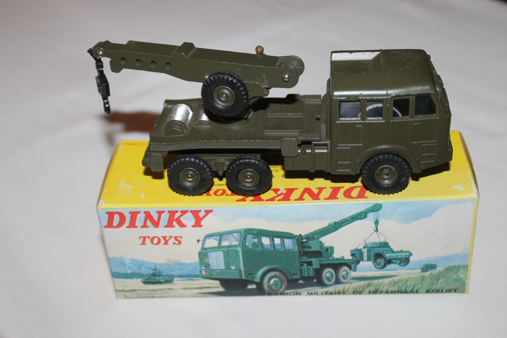 berliet military breakdown truck french dinky toys 826 side