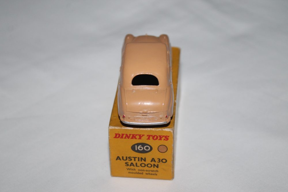 austin a30 saloon dinky toys 160 back
