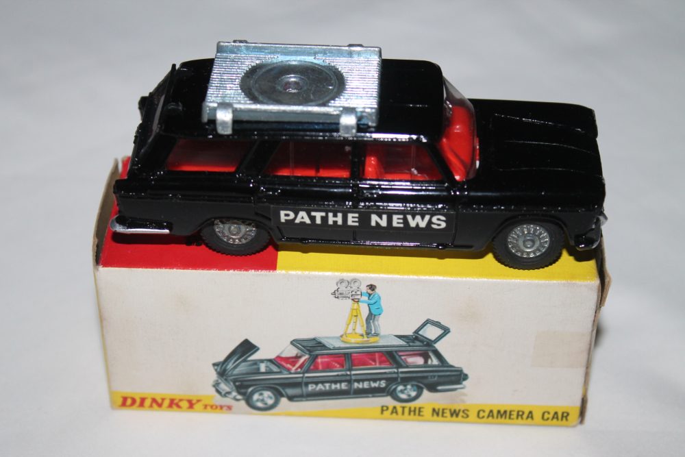 pathe news camera car dinky toys 281 side