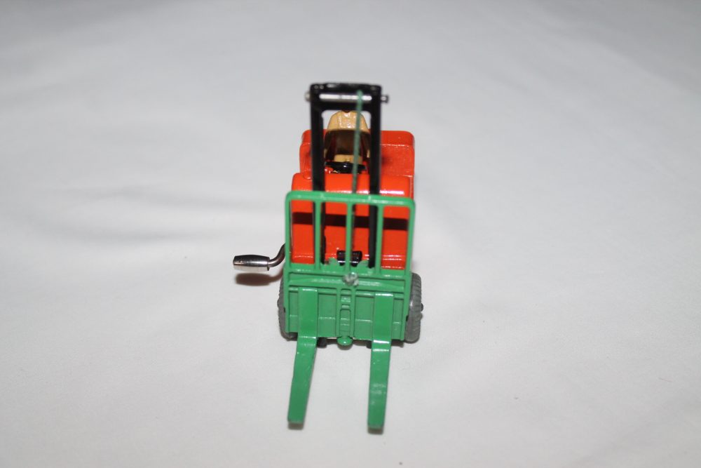 coventry climax fork lift truck dinky toys 401 front