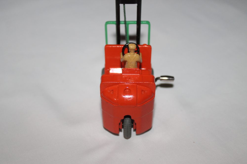 coventry climax fork lift truck dinky toys 401 back