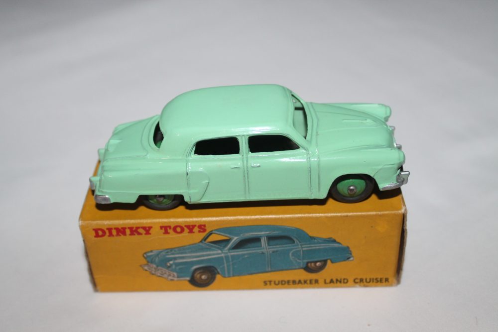 studebaker land cruiser dinky toys 172 side