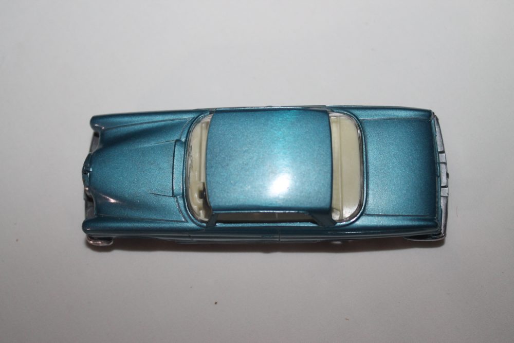 Mercedes Benz 300 SE french dinky toys 533 top