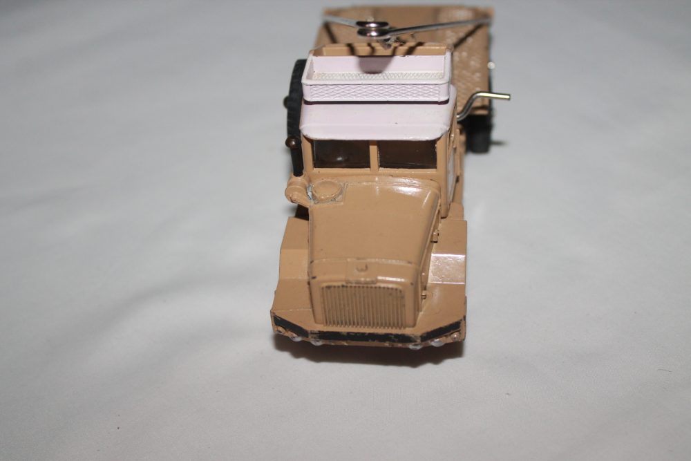 berliet sahara crane truck french dinky toys 888 front