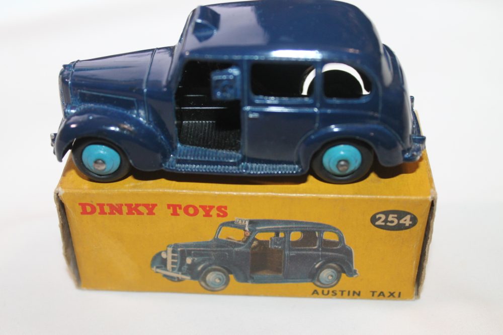 austin taxi dinky toys 254