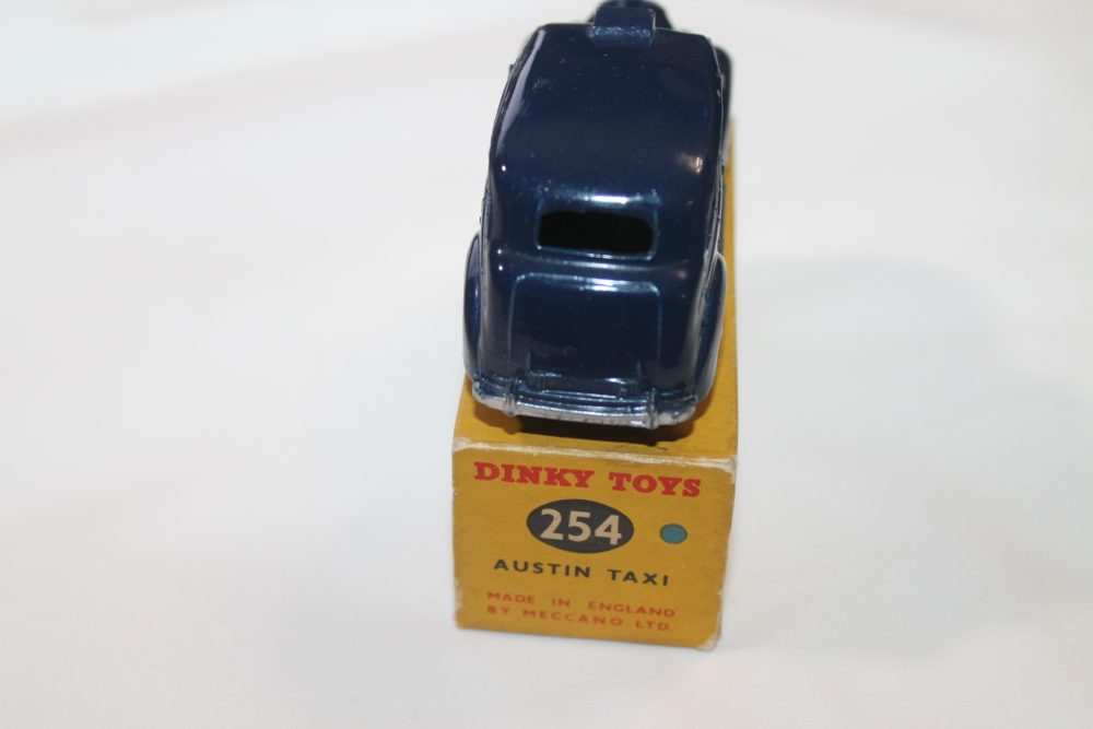 austin taxi dinky toys 254 back