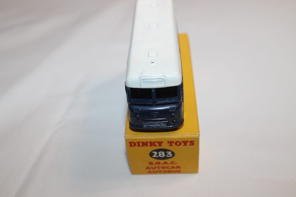 b o a c coach dinky toys 283 front