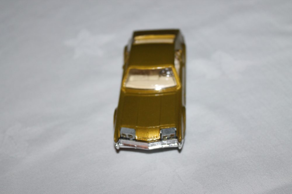 oldsmobile toranado golden jacks corgi toys 276 front