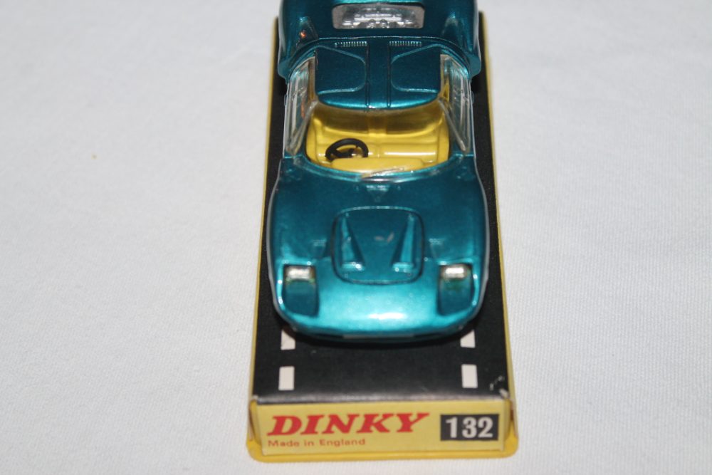 ford 40 rv dinky toys 132 front