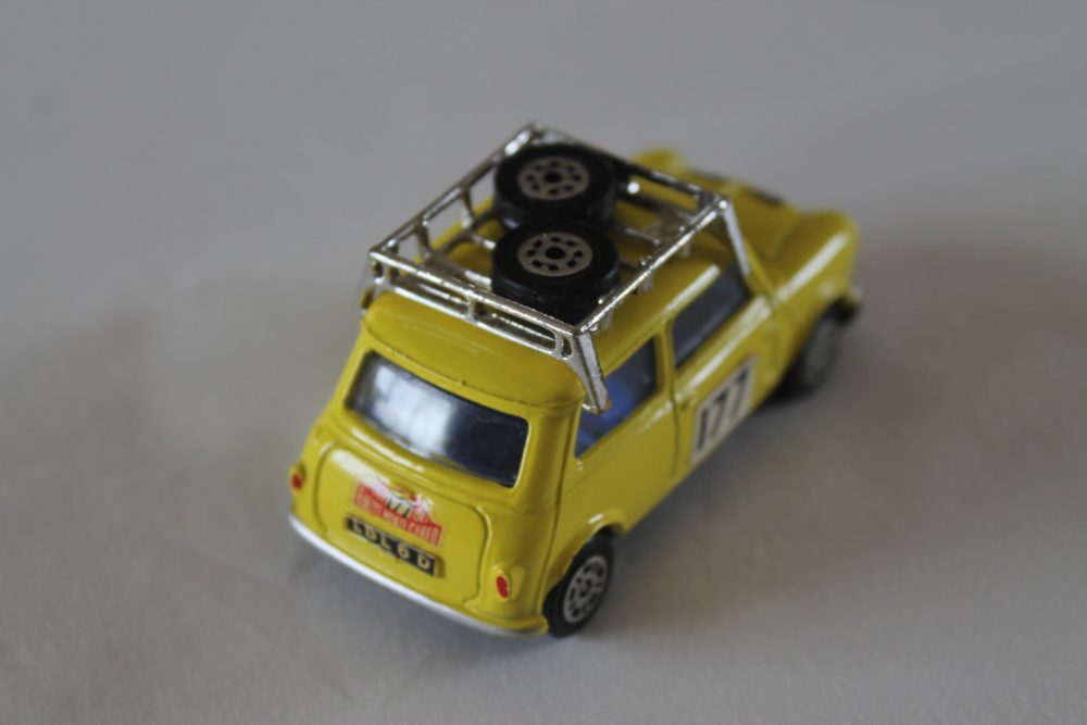 monte carlo mini cooper whiz wheels corgi toys 308 back right