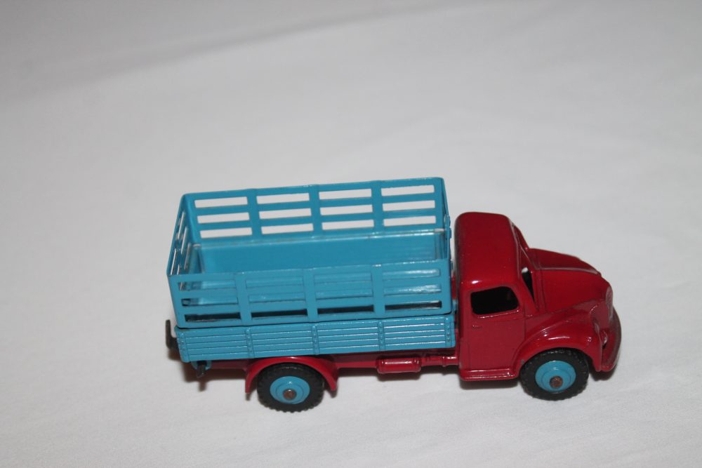 farm produce wagon dinky toys 343 side