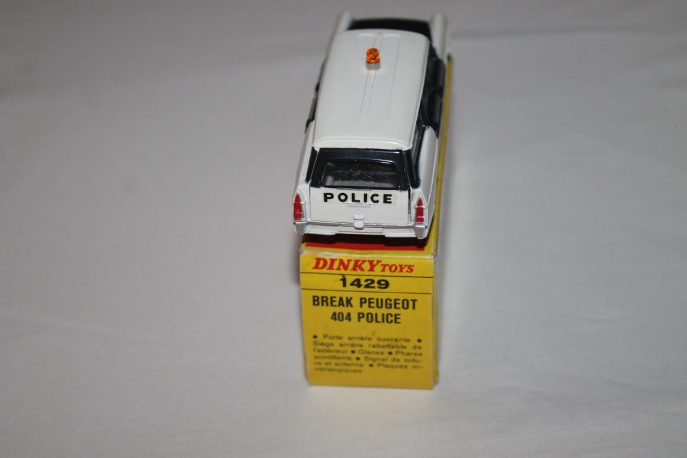 peugeot break police car french dinky toys 1429 back
