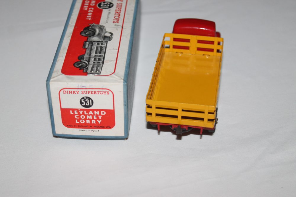 leyland comet stake wagon dinky toys 531 back