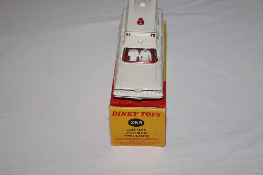 superior criterion ambulance dinky toys 263 front
