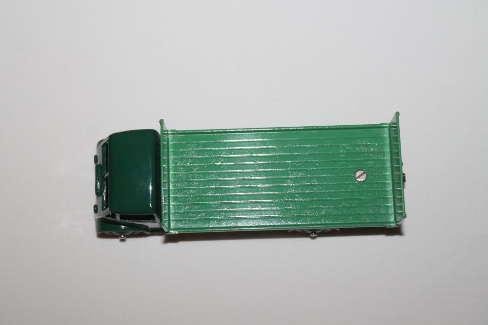 guy tailboard dinky toys 513 top